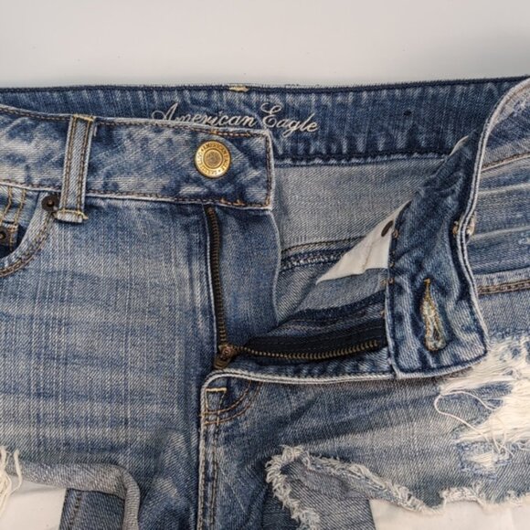 3/$20 American Eagle Denim Mini Shorts Distressed Ripped Cut Off Womens Size 8 - Picture 4 of 9